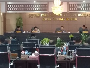 Walikota AJB Sampaikan 5 Ranperda ke Dewan