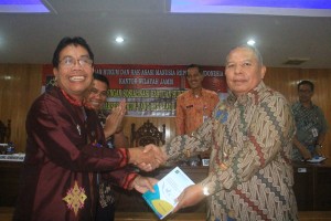 Bupati  Buka Sosialisasi Undang-undang Nomor 16 Tahun 2011