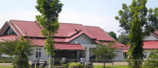 GEDUNG RSUD NH- Tampak salah satu sisi bagian depan RSUD NH Muarasabak.jpg