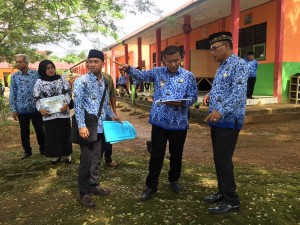 Bupati Romi Tolak Rencana Pengembangan SMPN 21