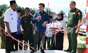 H Al Haris Resmikan Lima Gedung Juga Gelar Sunatan Massal