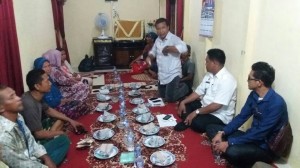 Bupati Romi ke Lokasi Kebakaran dan Temui Korban