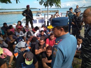 Tim WFQR Lantamal IV Tangkap Speed Boat Bawa 35 TKI Illegal