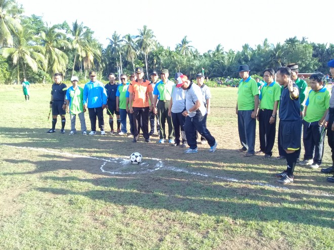 Saat melakukan tendangan pertama