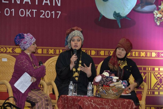 Sherrin Tharia tampilkan Tekuluk Jambi ditingkat Nasional