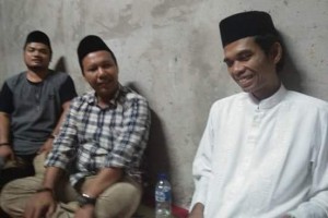 Kisah Bupati Romi Memburu Ustadz Abdul Somad