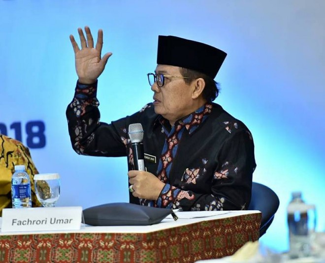 Wagub Jambi Fachrori Umar saat mejadi nara sumber