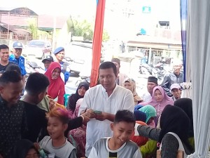 Bupati Romi Sambangi Masyarakat Nipah Panjang