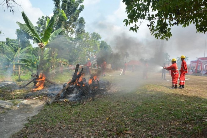 Simulasi pemadaman api kebakaran