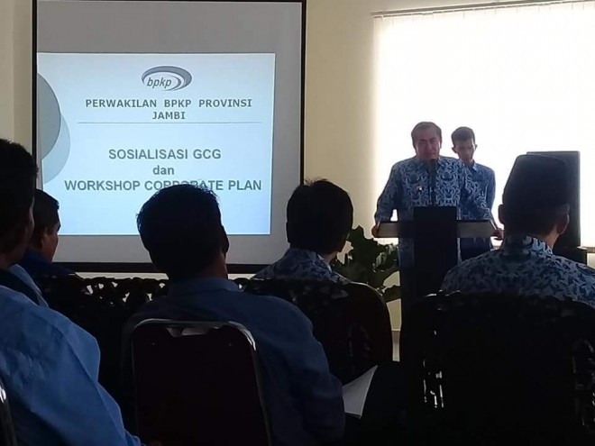 Walikota AJB saat menyampaikan kata sambutan dalam acara Workshop Corporate Plan   