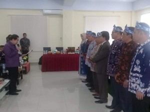 Wako AJB Kukuhkan Dewan Riset Daerah   