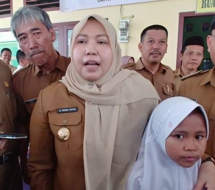 Bupati Muarojambi, Masnah Busro akan segera melakukan rapat koordinasi terkait adanya dugaan aliran sesat di Sekernan