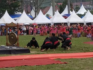 Suguhan Spektakuler Tersaji pada Festival Kenduri Sko   