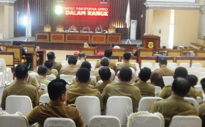 Suasana Paripuran DPRD Tanjabtim