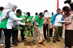 Fachrori Apresiasi dan Motivasi Rimbawan Lestarikan Hutan