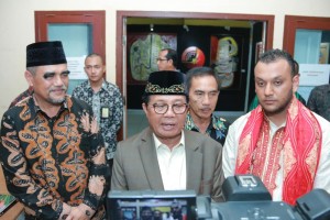 Gubernur Jambi Hadiri  Pensi Bollywood Night