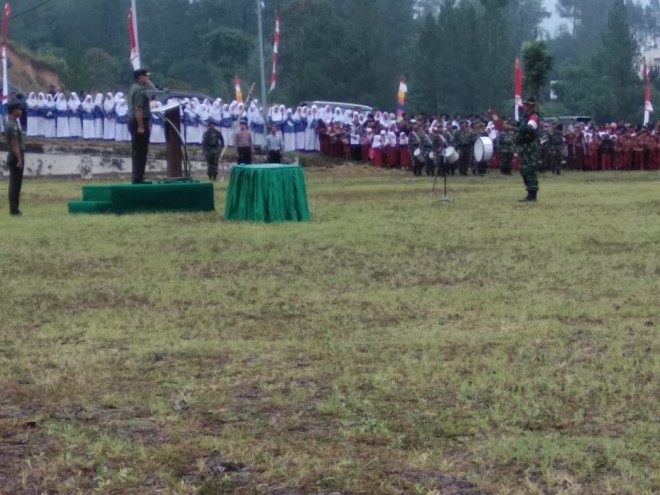 Suasana upacara penutupan TMMD ke 104 Kodim Kerinci