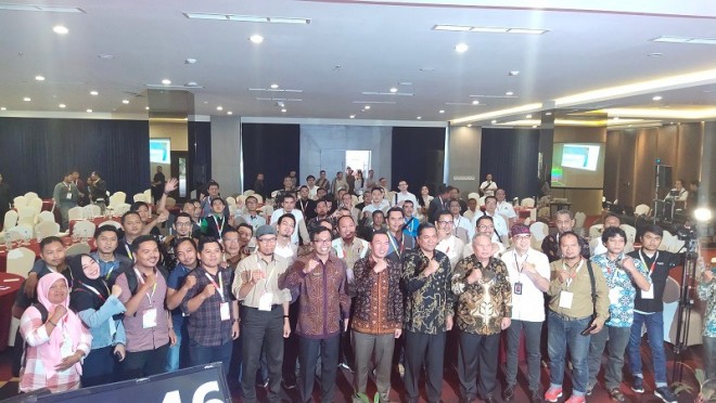 Foto bersama Forum Diskusi Hulu Migas