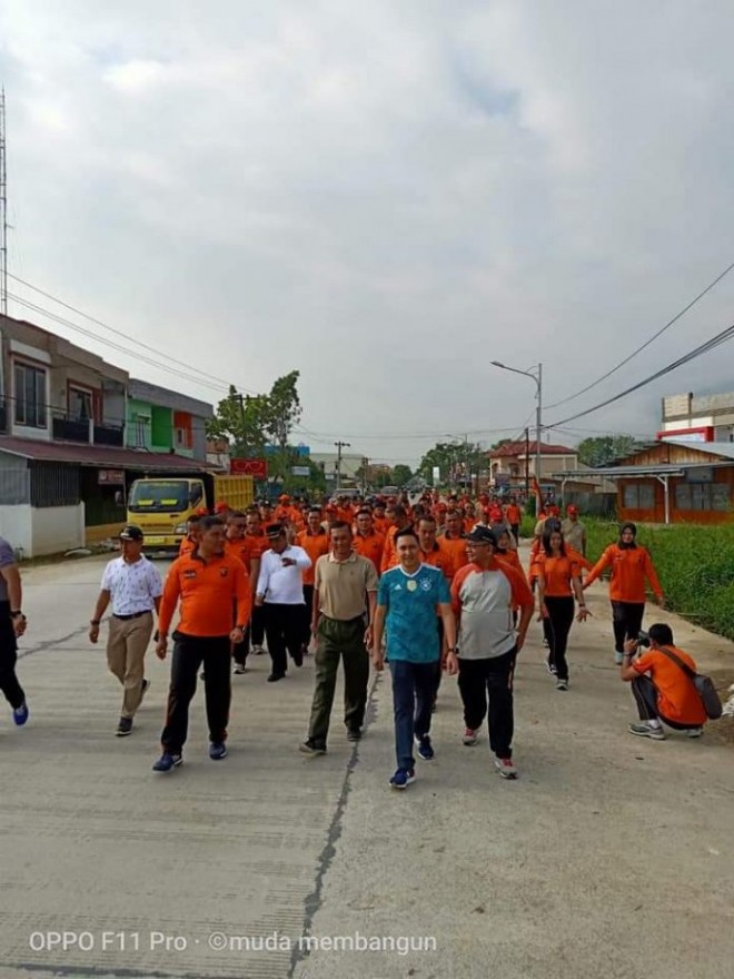 Ketua DPRD Sungaipenuh Hadiri Jalan Santai Moment HUT Bhayangkara Ke 73