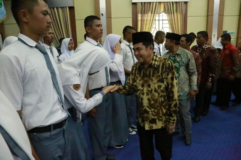 Wako AJB Lepas Calon Anggota Paskibraka Ketingkat Nasional dan Provinsi.