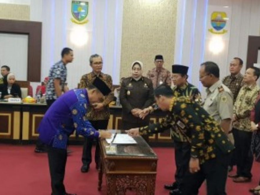 Bupati Kerinci Hadiri Penandatanganan Kesepakatan Antar Gubernur Jambi Bersama Bupati/walikota Dengan BPN