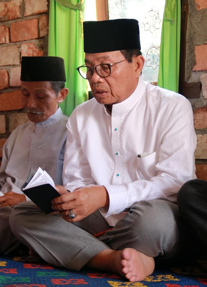 Gubernur Fachrori menyampaikan rasa duka yang mendalam kepada keluarga almarhum Asmara bin Rifai, personil Manggala Agni Daops Muara Bulian Provinsi Jambi yang gugur pada saat menjalankan tugas memadamkan Karhutla