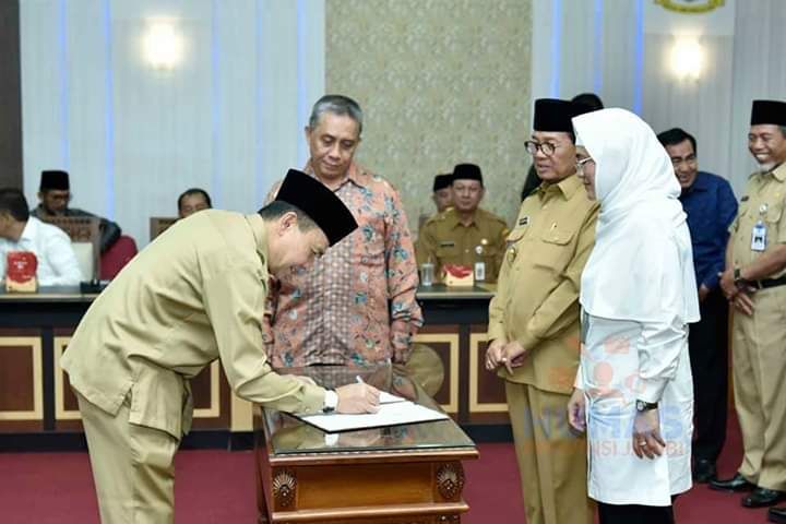 Bupati Kerinci H. Adirozal Hadiri Sekaligus Tandatangani Kesepakatan Optimalisasi Penerimaan Pajak