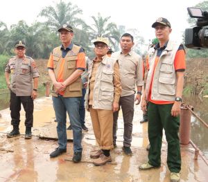 Fachrori Berterimakasih BNPB Bantu Atasi Karhutla Jambi   