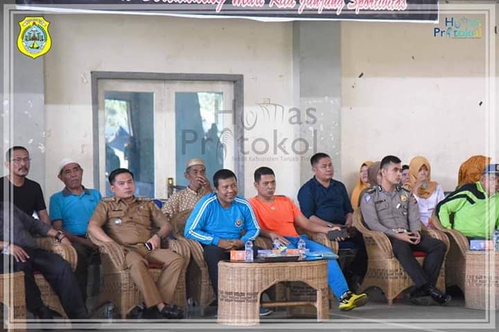 Bupati Romi Hadiri Oven Turnamen Volley Ball IKM Cup