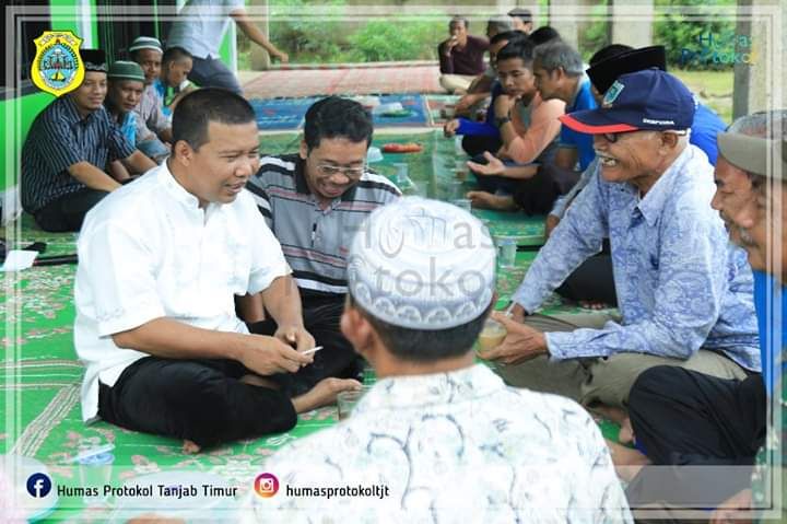 Bupati Romi Diskusi Sama Warga