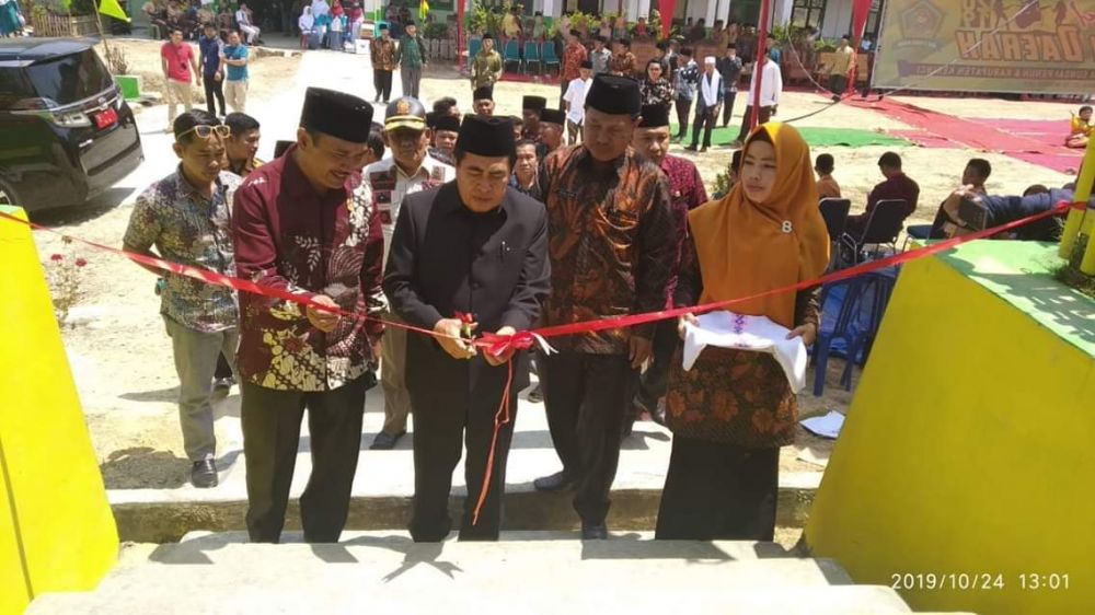 Wako AJB Resmikan Gedung Baru Man 2 Sungaipenuh