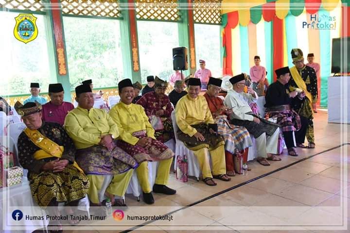 Bupati Romi Hadiri HUT Kabupaten Lingga ke 16