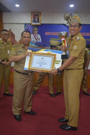 Gubernur Jambi Ajak Seluruh Camat Tingkatkan Pelayanan Publik