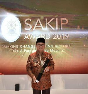 PEMPROV JAMBI RAIH PREDIKAT B SAKIP   