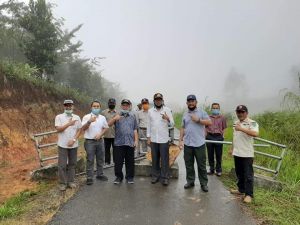 Wabup Kerinci Tinjau Jalan Puncak kearah Depati Tujuh