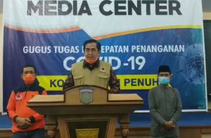 Keterangan Pers, Wako AJB, terkait Penambahan Pasien Positif Covid-19 di Kota Sungaipenuh