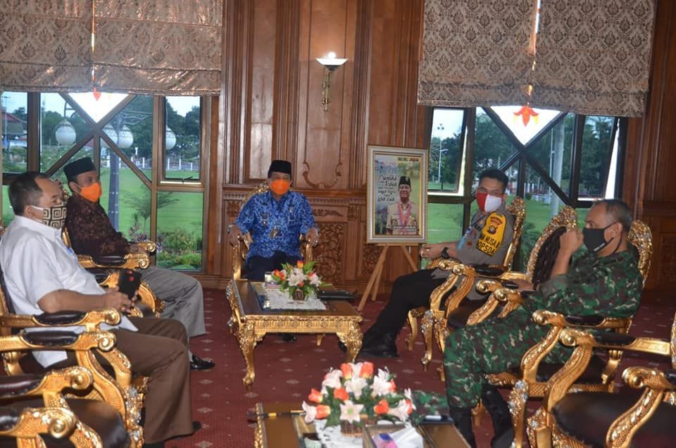 Rapat menindaklanjuti arahan Menkopolhukam