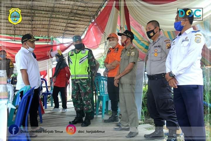 Wabup Tanjabtim H Robby Nahliansyah Tinjau Posko Covid - 19 di Mendahara Ulu 