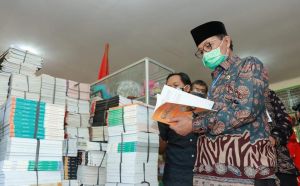 Gubernur Fachrori Tinjau Persiapan Normal Baru di SMKN 2 Kota Jambi