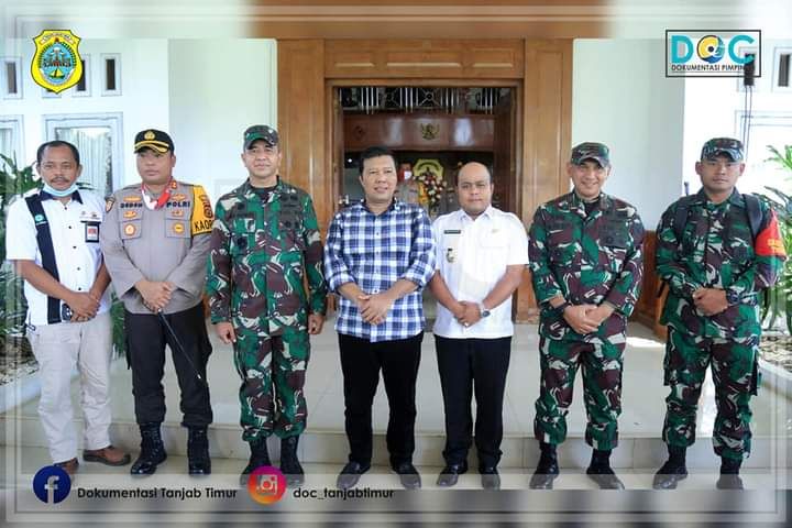 Bupati Romi Fose Bersama Mayjen TNI Arif Rahman 