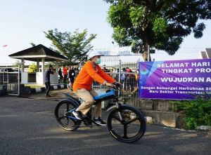 Gubernur Jambi Semakin Aktif Olahraga Ajak Masyarakat Jaga Kesehatan 