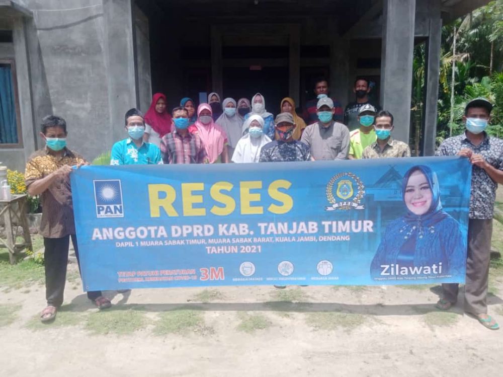 Anggota DPR Tanjabtim Zilawati Saat Fose Bersama Warga Kecamatan Dendang Usai Reses 