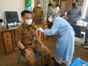 Cegah Penyebaran Covid-19, Pemkot Sungaipenuh Lanjutkan Vaksinasi Dosis ke 2