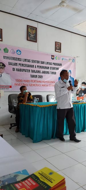 Disdukcapil Bersama Tim Intervensi Penurunan Stunting Turun ke Teluk Dawan 