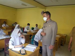 Wawako Antos Tinjau Proses Pembelajaran Tatap Muka Di Sekolah