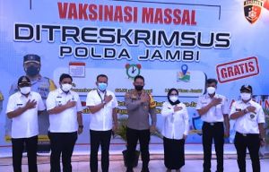 Vaksinasi Covid-19 di Pusat Perbelanjaan Sasar 1.000 Warga