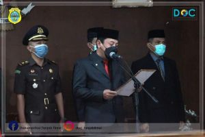 Sekda Pimpin Upacara Hari Pahlawan 