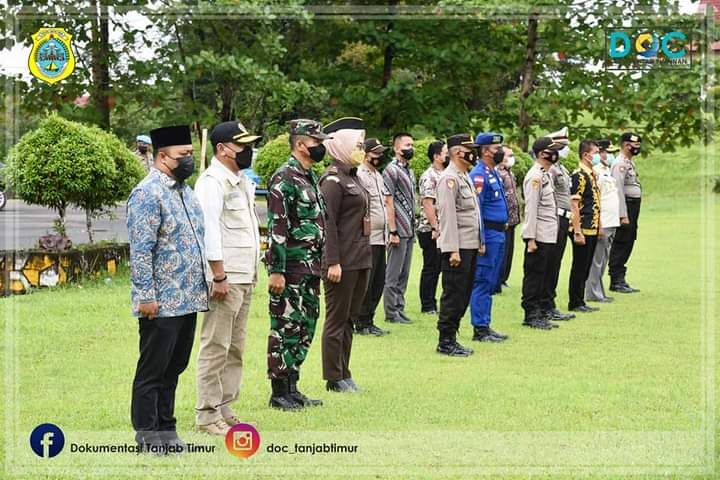 Wabup Tanjabtim saat mengikuti Gelar Pasukan  