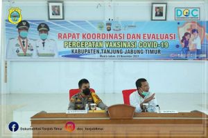 Bupati Romi Pimpin Rakor dan Evaluasi Vaksinasi