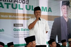 Lagi, Romi Hadiahkan Umroh